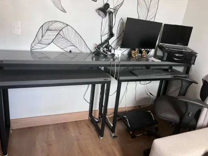 Mesa Home Office de dois lugares