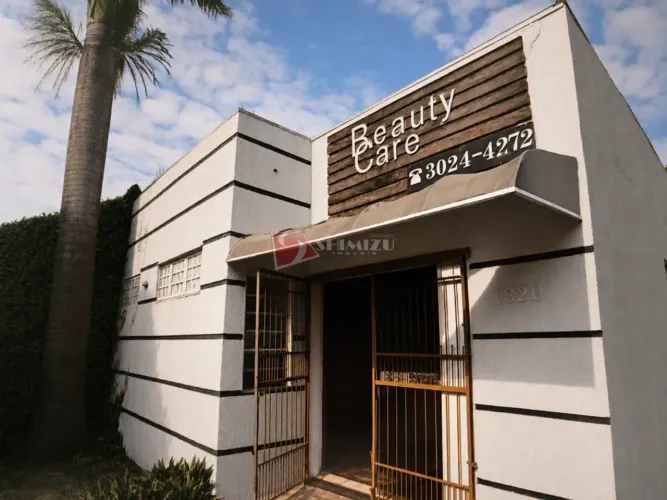 Casa à venda em Maringá, Jardim Alvorada, com 3 quartos, com 194 m²