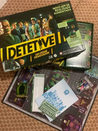 Jogo Detetive com Aplicativo, Estrela