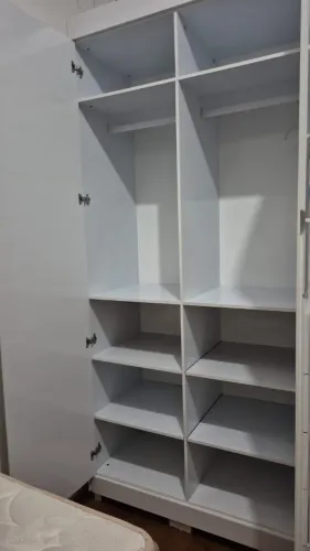 Guarda roupa infantil