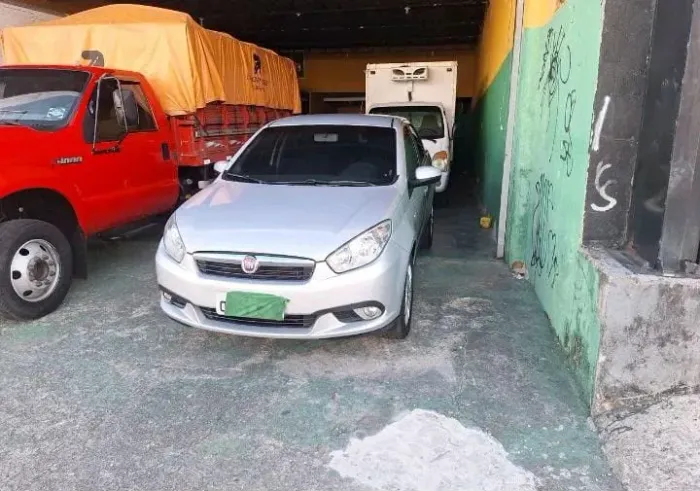 Fiat Grand Siena Essence Dual. 1.6 Flex 16V 2015