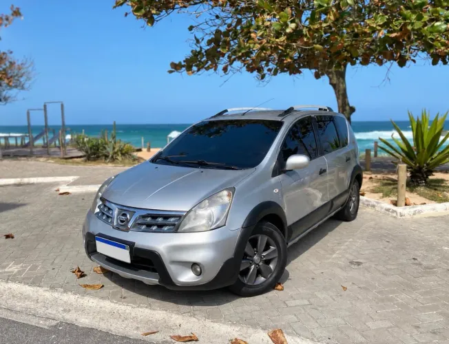 Nissan Livina X-gear Sl/X-gear 1.8 Flex F. Aut. 2013