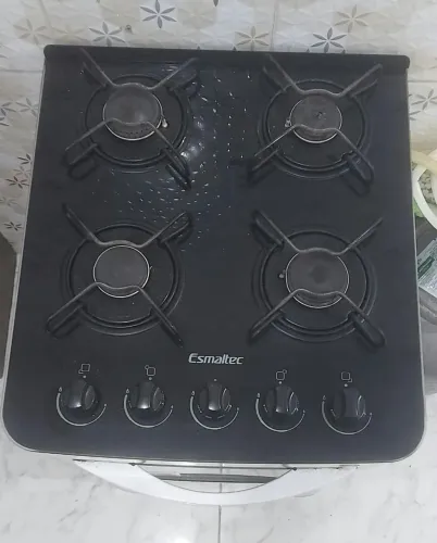 Vende-se fogão 4 bocas 