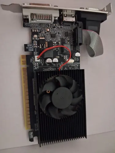 Placa de Vídeo Gt610 2gb Vram