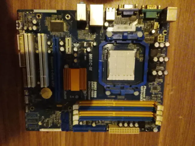 PLACA-MÃE PHITRONICS N68C-M DDR2/DDR3 AMD 