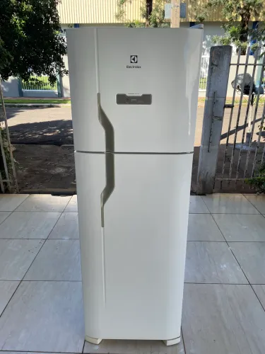 Geladeira Electrolux Duplex 371 Litros ( Frost Free )