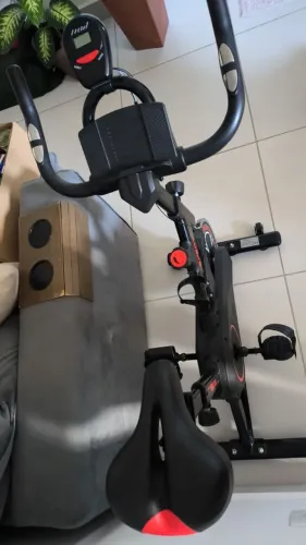 Bicicleta ergométrica para spinning