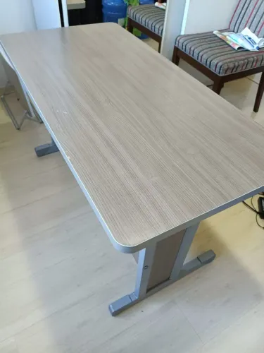 Mesa Escrivaninha Super inteira Bege