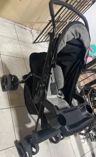 CARRINHO DE BEBÊ
