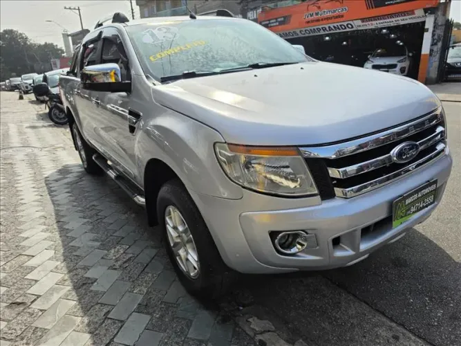 Ford Ranger XLT 2.5 16V 4X2 CD Flex 2013