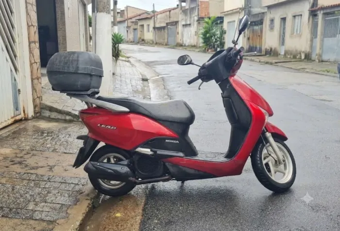 Honda lead 