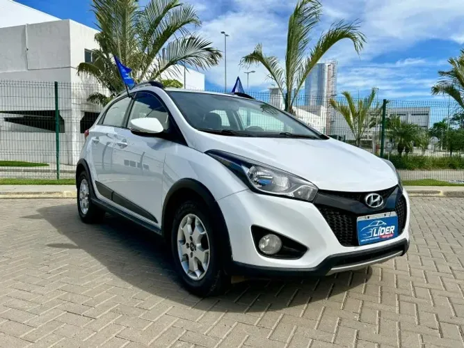 Hyundai HB20X Style 1.6 Flex 16V Aut. 2015