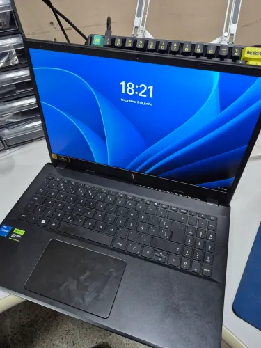 Acer Nitro V15 RTX 4050