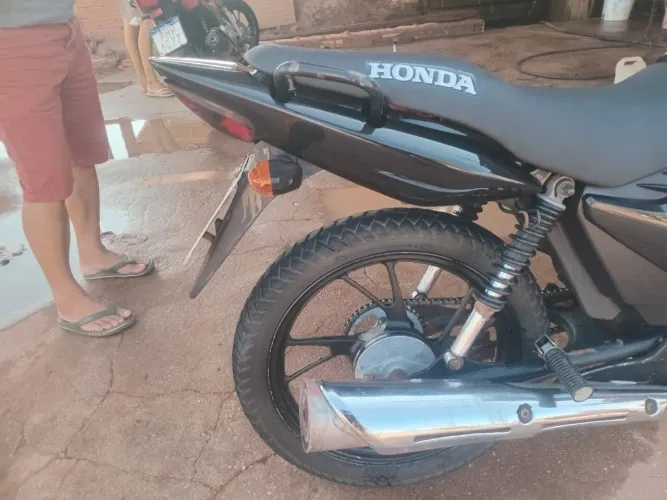 Vendo moto toda legalizada