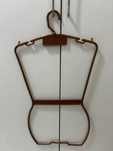 10 - Cabides para vestidos