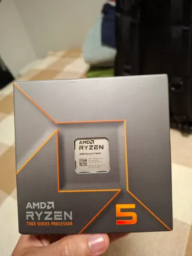 Processador AMD Ryzen 5 7600X - NOVO