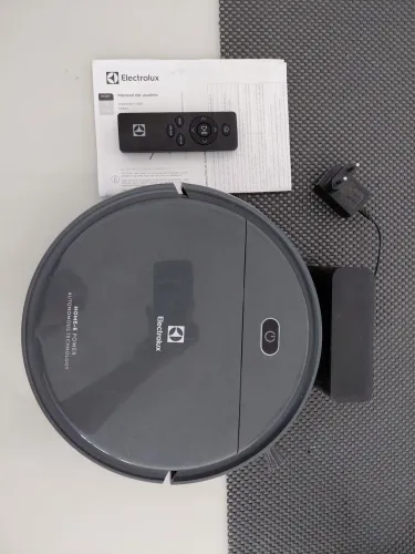 VENDO ROBÔ ASPIRADOR PARA ASSISTÊNCIA