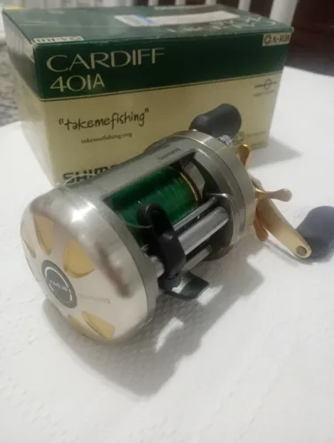 Carretilha Cardiff Shimano 