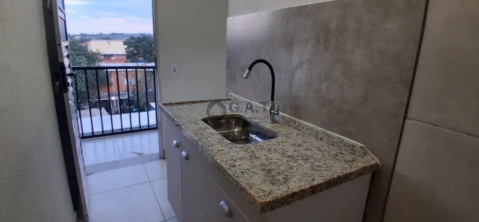 Kitnet para locação no Jardim Wanel Ville V em Sorocaba-SP: 1 quarto, 1 sala, 1 banheiro,