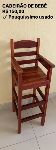 Cadeirão de bebê