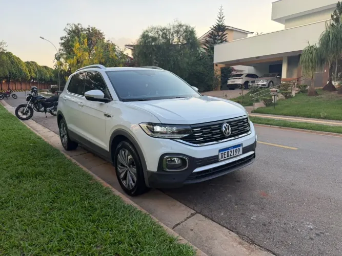 Volkswagen T-Cross Highline 1.4 TSI Flex 16V 5P AUT 2020