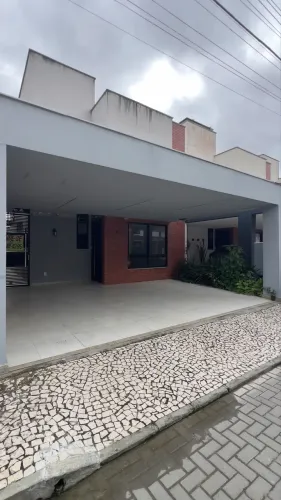 ALUGA-SE DUPLEX NO CONDOMÍNIO LODON VILLE 4/4 C/2 SUITE 