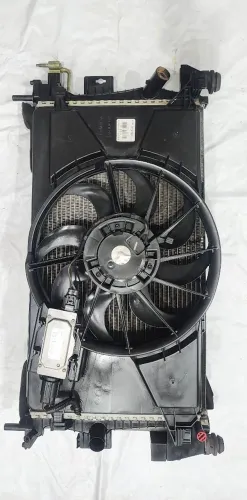 Kit conjunto radiador Ford Focus 2013-2018