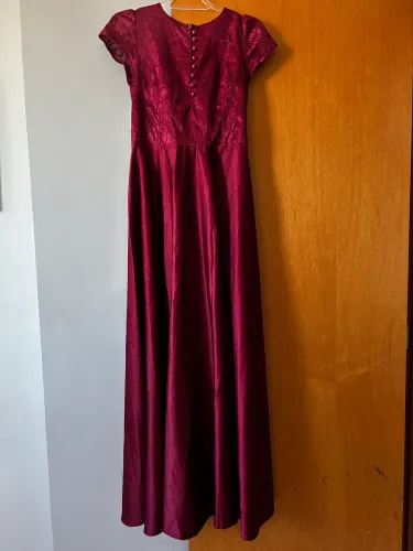 Vestido de festa com botões P