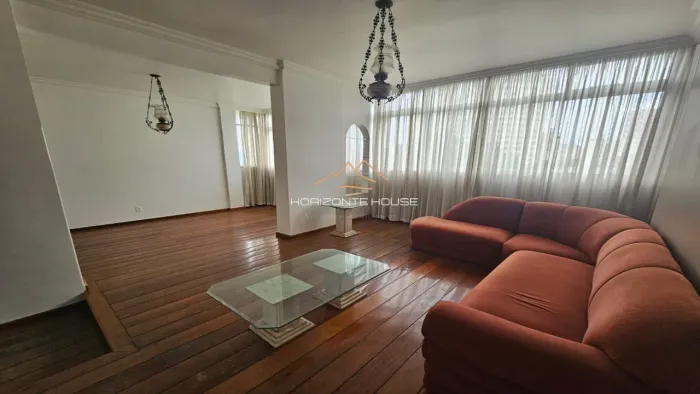 Apartamento à venda no Centro de Belo Horizonte
