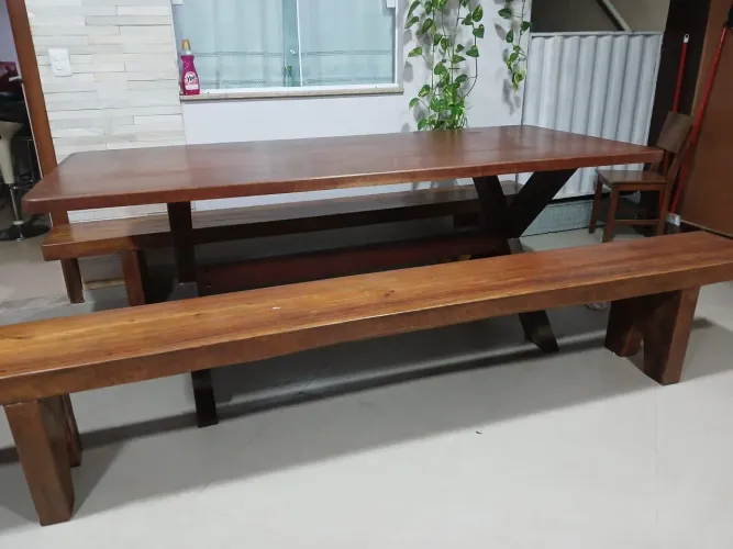 Mesa madeira maciça