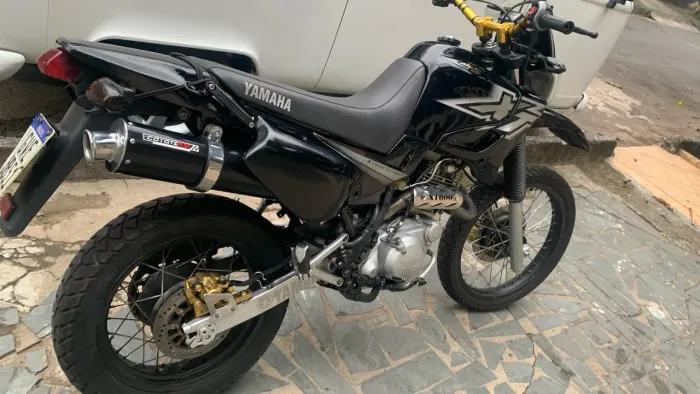 Vendo uma XT600 urgente Barato 15000 Reais