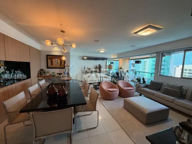Vendo grande apartamento, duas vagas de garagem no Pina - Recife - PE