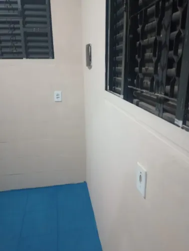 Alugo kitnet
