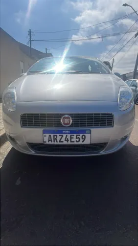 Fiat Punto HLX 1.8 Flex 8V 5P 2010