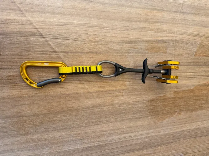 Friend camalot black diamond C4 2 Movel Escalada