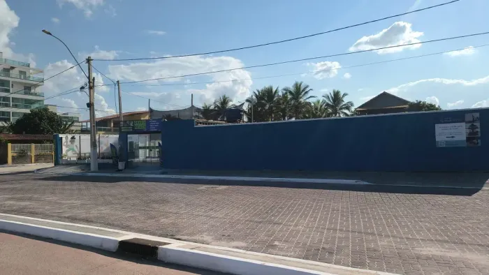 Terreno murado frente a praia para locação Comercial