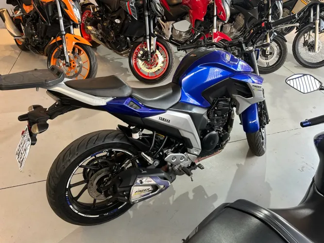 Fazer 250