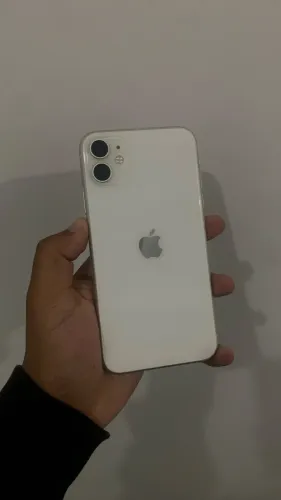 IPHONE 11 128GB - BRANCO (impecável)