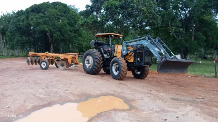 TRATOR VALTRA BM 110