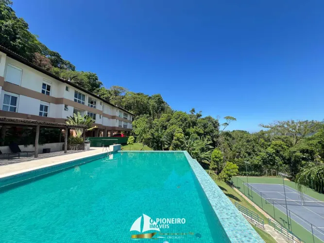 Flat em condomínio à venda em Camburi, excelente localização!