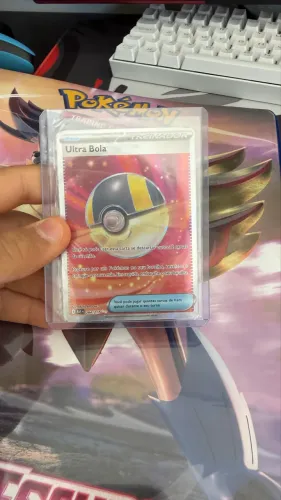 Carta Pokémon ultra bola