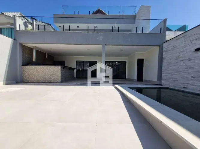 Casa triplex para aluguel 4 quartos no Pontal Oceânico em Recreio dos Bandeirantes