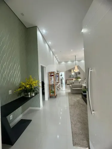 Casa à Venda no Condominio Splendido