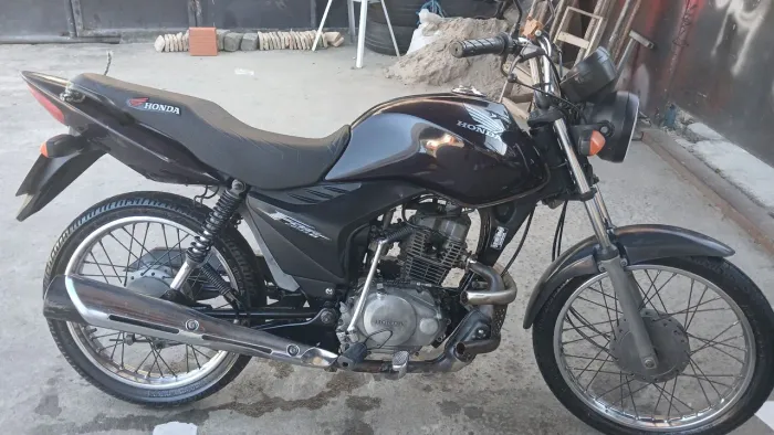 Fan ks 2011 roxa vendo ou troco por moto melhor