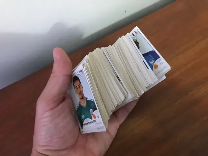 Leia O Anúncio! Figurinhas da Copa 2018 com 360 Figurinhas Diferentes
