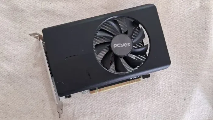GT 740 4GB PCYES DDR3 HDMI/VGA/DVI - Testada e Funcionando