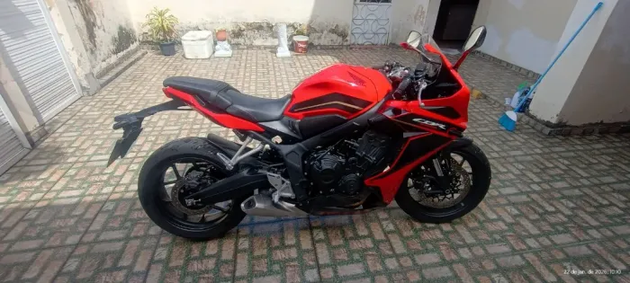 HONDA CBR 650R