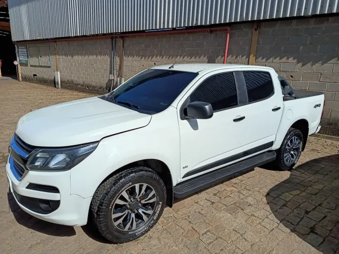 Chevrolet S10 Pick-up LS 2.8 TDI 4X4 CD Dies. Mec. 2017
