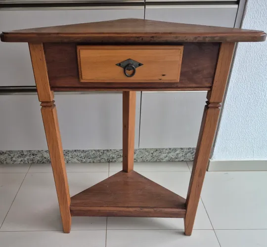 Altar em madeira