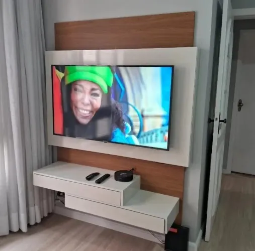 Painel Home suspenso Dalla Costa